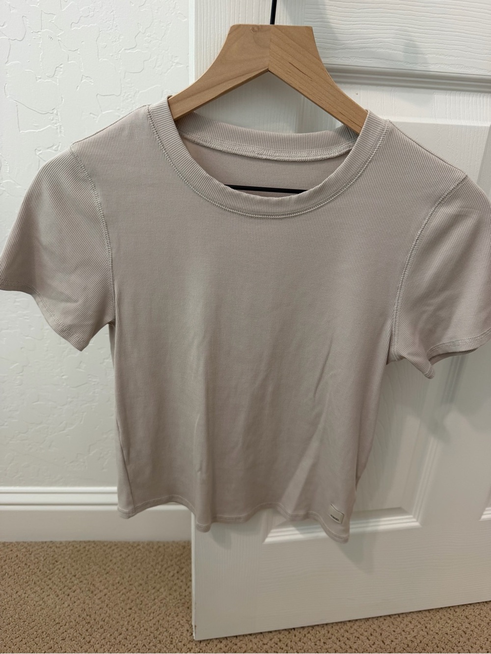 Vuori Pose Fitted Tee Women Medium Graphite